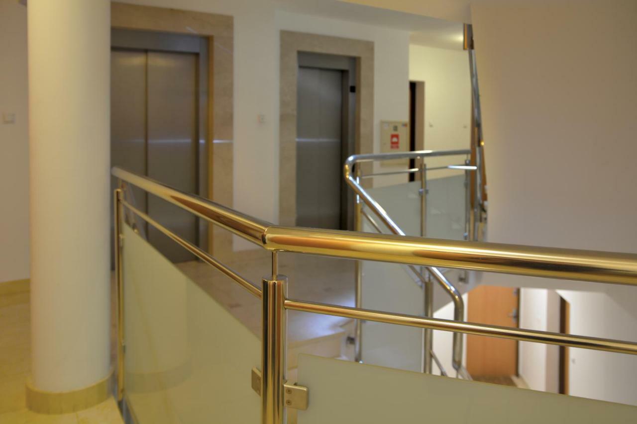 Szucha Apartments วอร์ซอ ภายนอก รูปภาพ