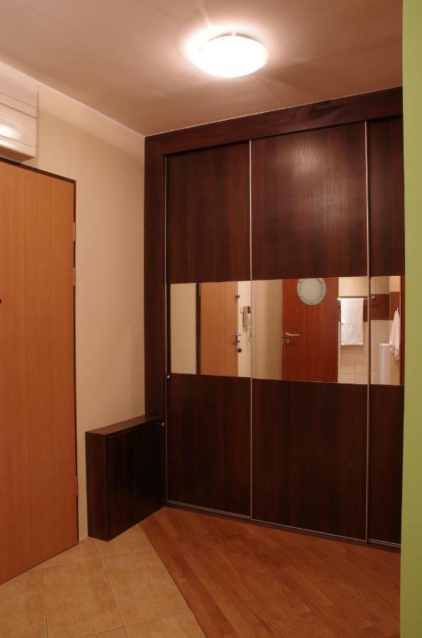 Szucha Apartments วอร์ซอ ภายนอก รูปภาพ
