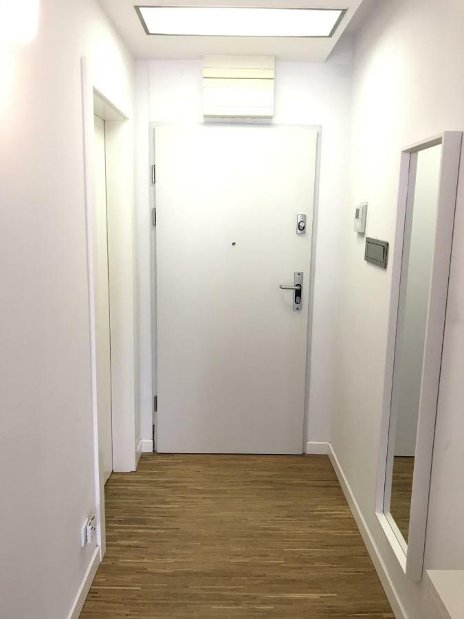 Szucha Apartments วอร์ซอ ภายนอก รูปภาพ